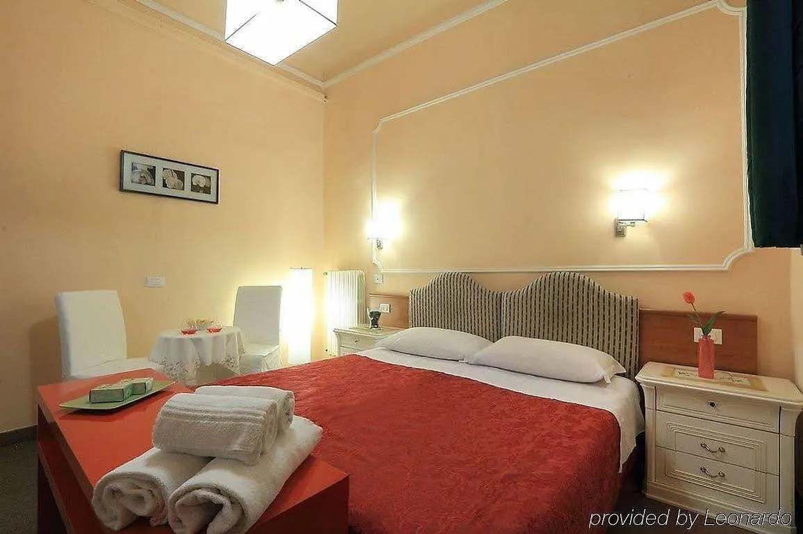 Hotel Toscana 피렌체 2*,  이탈리아